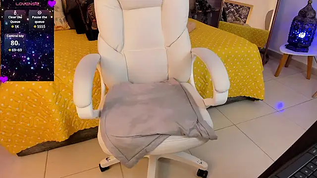  Azahaaraa  online show from 03/13/26, 03:44