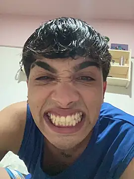 Snapshot of Lucasss2204 chatting on 03/31/26, 04:25 Lucasss2204 online show from 03/31/26, 04:25