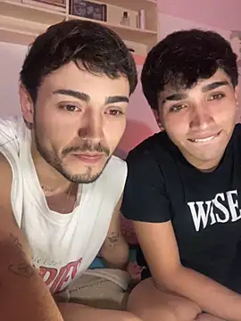 Snapshot of Lucasss2204 chatting on 04/09/26, 04:58 Lucasss2204 online show from 04/09/26, 04:58