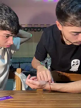 Snapshot of Lucasss2204 chatting on 03/19/26, 04:12 Lucasss2204 online show from 03/19/26, 04:12