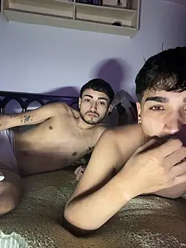 Snapshot of Lucasss2204 chatting on 03/11/26, 04:28 Lucasss2204 online show from 03/11/26, 04:28