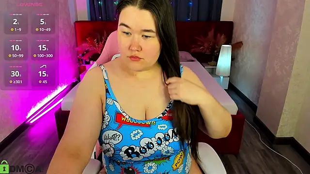 Miss Triss online show from 05/17/26, 08:03
