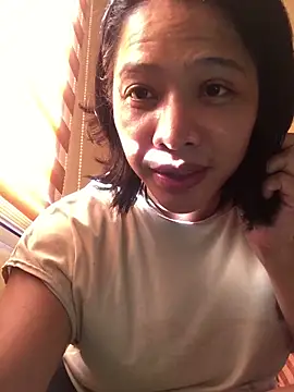 Snapshot of Seductive_Hanna chatting on 03/03/26, 08:10 Seductive Hanna online show from 03/03/26, 08:10