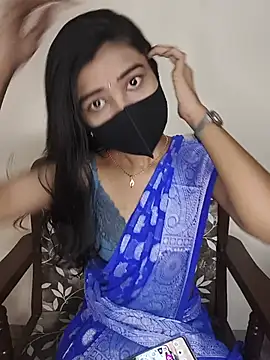 Snapshot of Rubina_69 chatting on 05/29/26, 03:45 Rubina 69 online show from 05/29/26, 03:45