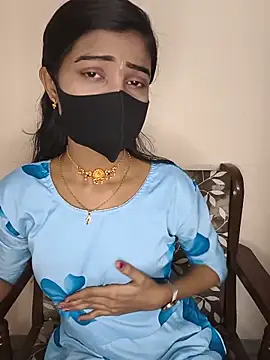 Snapshot of Rubina_69 chatting on 05/30/26, 03:39 Rubina 69 online show from 05/30/26, 03:39