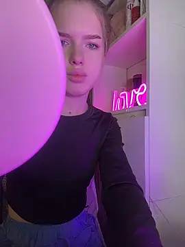 KayShaw online show from 03/07/26, 02:51