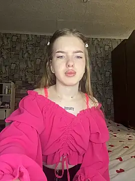 KayShaw online show from 03/25/26, 04:01