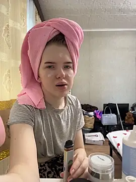 KayShaw online show from 06/18/26, 01:37