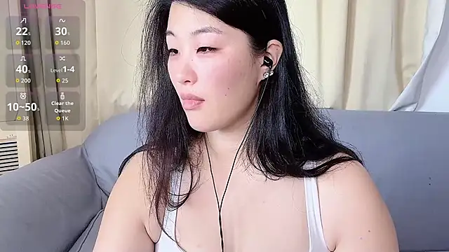 Tavie1744 online show from 06/01/26, 11:26