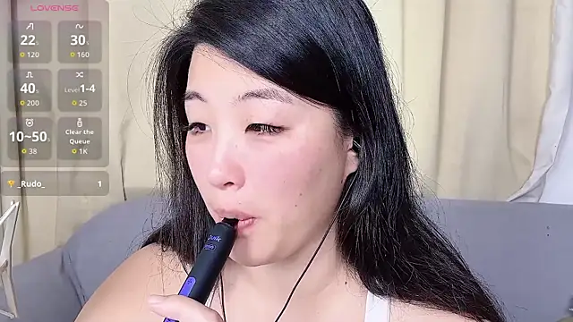 Tavie1744 online show from 04/16/26, 12:00