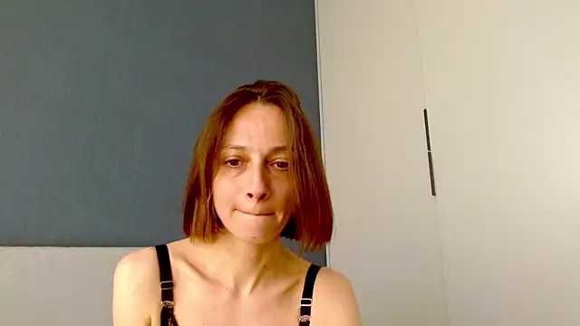 misssweet online show from 05/05/26, 11:13
