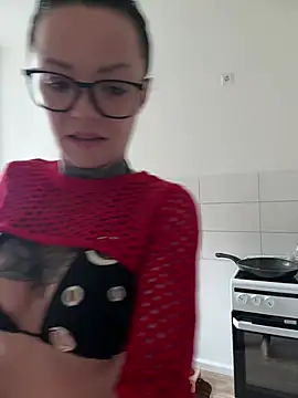 SkinnyLilly online show from 05/24/26, 01:11