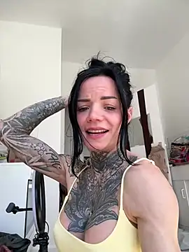 SkinnyLilly online show from 04/29/26, 12:31