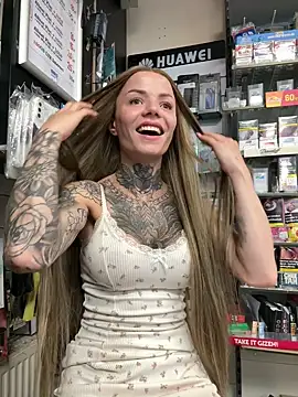 SkinnyLilly online show from 06/30/26, 08:20