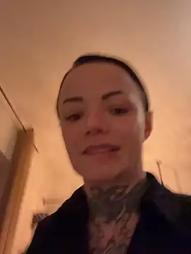 SkinnyLilly online show from 03/07/26, 07:30