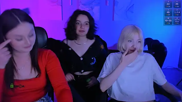 miss courtney  online show from 04/23/26, 11:49