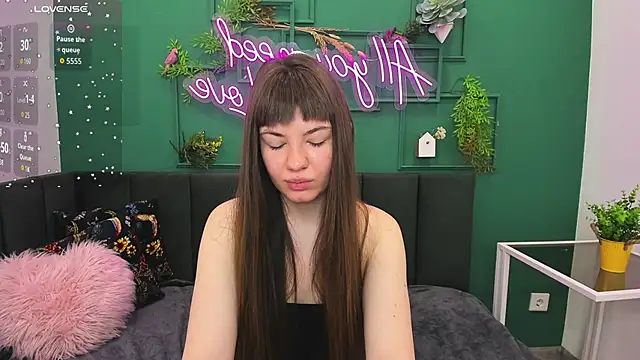 AgnesBeautiful online show from 04/11/26, 01:46