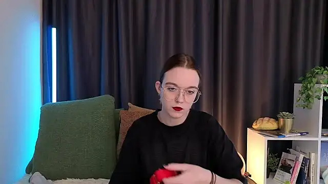 SunyLily online show from 03/18/26, 06:38