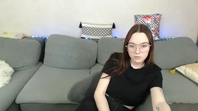 SunyLily online show from 04/24/26, 06:59