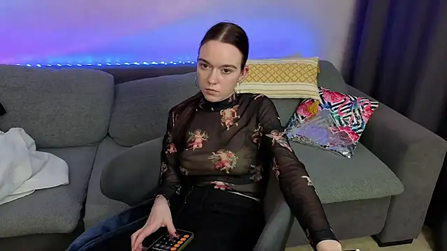 SunyLily online show from 05/16/26, 10:36