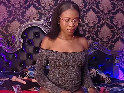 Snapshot of DanellaZiu chatting on 04/03/26, 01:17 DanellaZiu online show from 04/03/26, 01:17