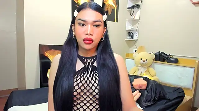 hugecelestina online show from 04/09/26, 08:09