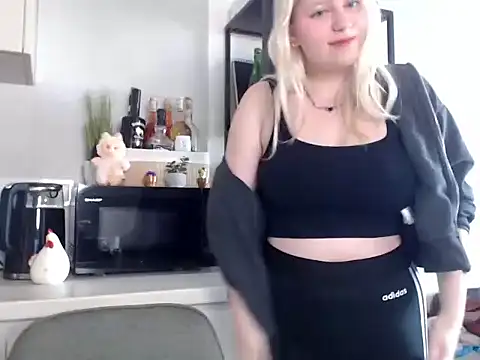 LenaSecret19 online show from 03/25/26, 06:35