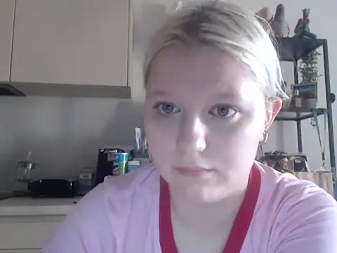 LenaSecret19 online show from 08/04/26, 05:34