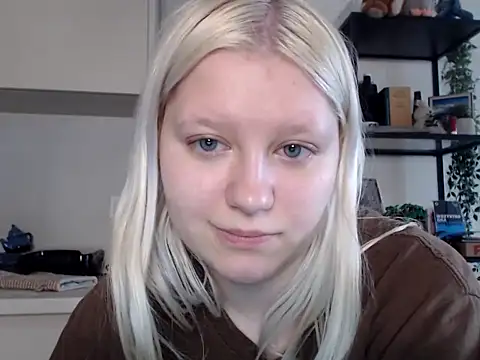 LenaSecret19 online show from 04/08/26, 05:42