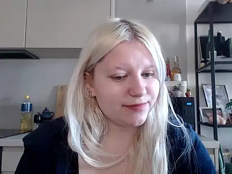 LenaSecret19 online show from 04/22/26, 05:58