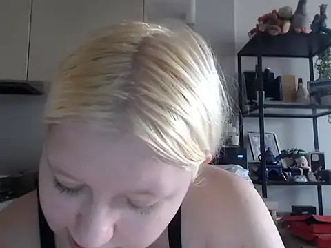 LenaSecret19 online show from 07/09/26, 05:52