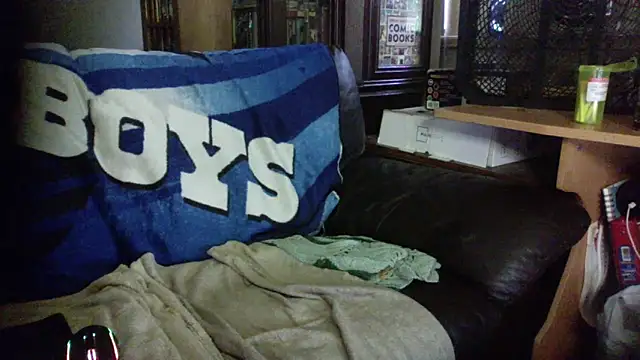 Snapshot of KinkyTOMan chatting on 06/17/26, 11:47 KinkyTOMan online show from 06/17/26, 11:47