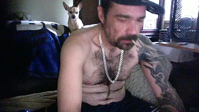 Snapshot of KinkyTOMan chatting on 06/05/26, 10:37 KinkyTOMan online show from 06/05/26, 10:37