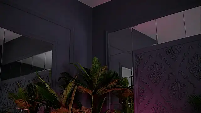 BrattyScarlet online show from 04/14/26, 05:56