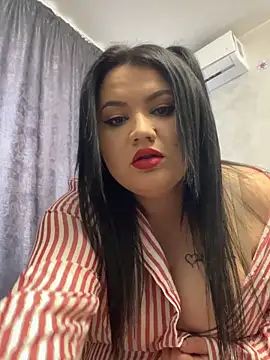 julietalovee online show from 03/10/26, 11:14