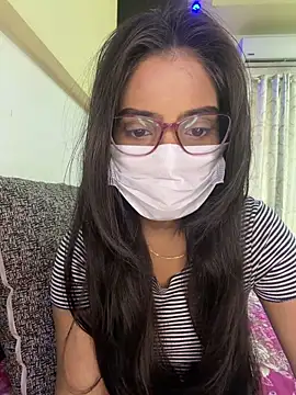 nikki catz online show from 03/31/26, 04:14