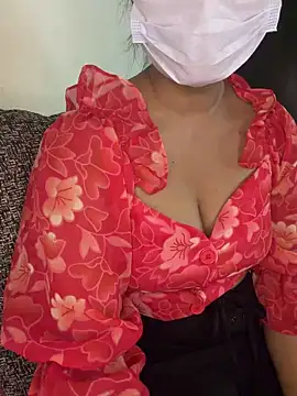 nikki catz online show from 03/24/26, 04:40