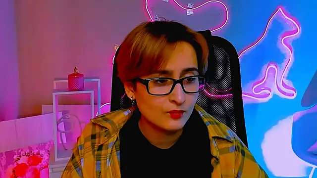 LixeLuna online show from 04/19/26, 06:25