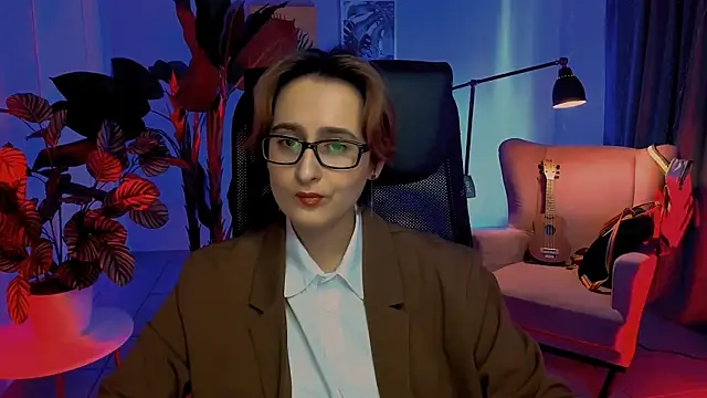 LixeLuna online show from 05/30/26, 06:20