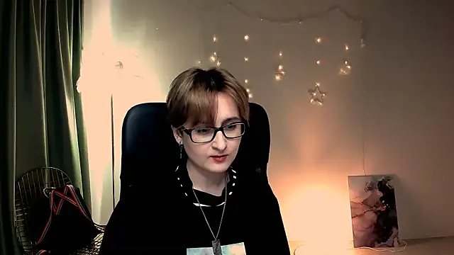 LixeLuna online show from 03/28/26, 06:14