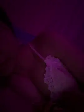 hot-cumplay online show from 03/05/26, 12:40