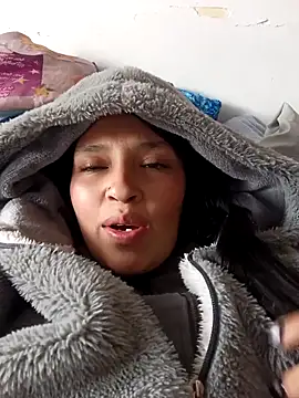 Candy-Blu online show from 04/11/26, 09:07