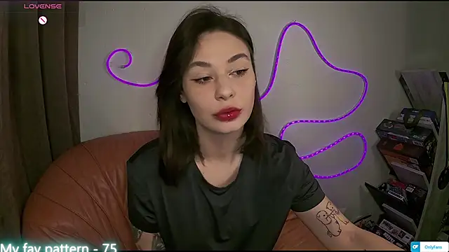 CamomileLil online show from 03/26/26, 08:56