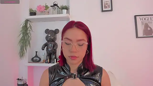 Im Scarlett  online show from 03/19/26, 06:30