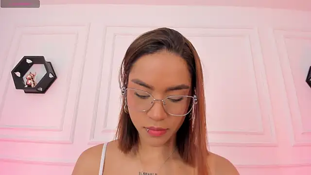 Im Scarlett  online show from 06/18/26, 05:40