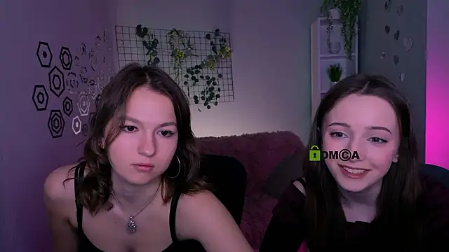 liana best online show from 03/24/26, 02:17