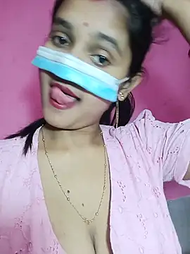 Sexy Sonniyaa online show from 05/31/26, 07:03