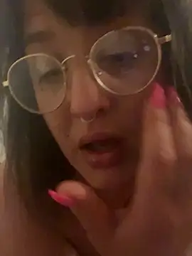 Xlilli69X online show from 05/05/26, 08:56