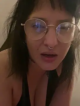 Xlilli69X online show from 04/11/26, 09:07