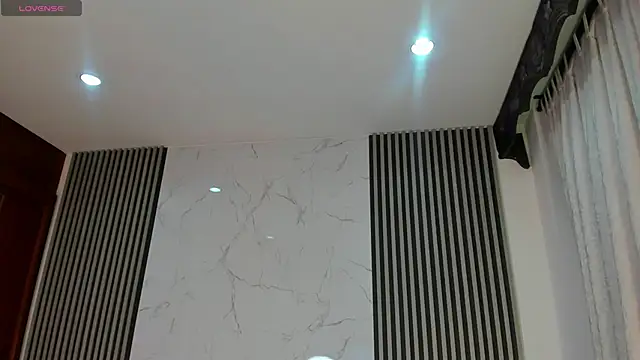 CristineRain online show from 04/22/26, 04:52